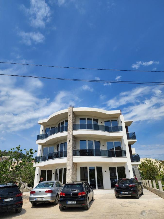 M&H Apartments Ulcinj Exterior photo