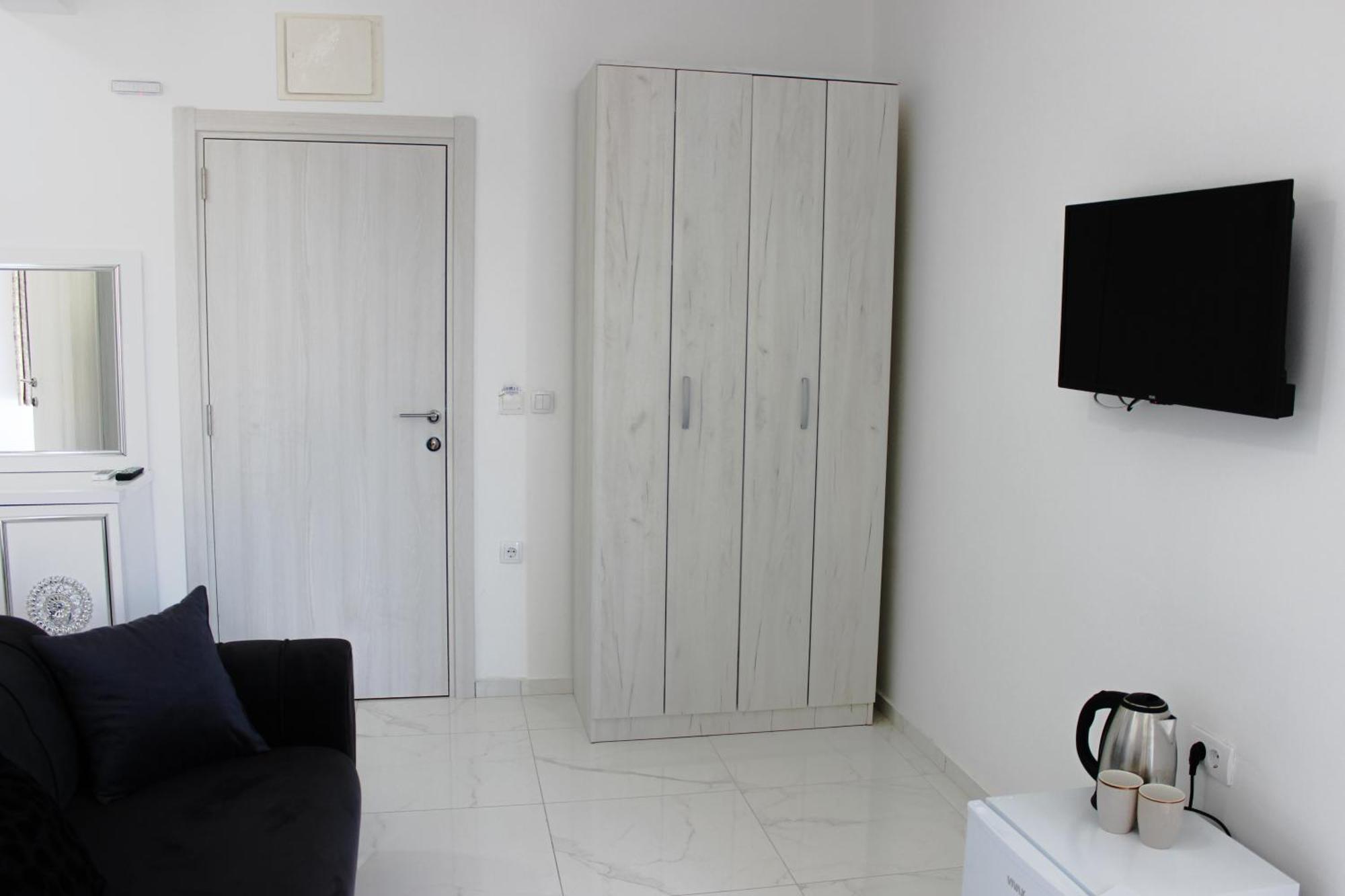 M&H Apartments Ulcinj Exterior photo